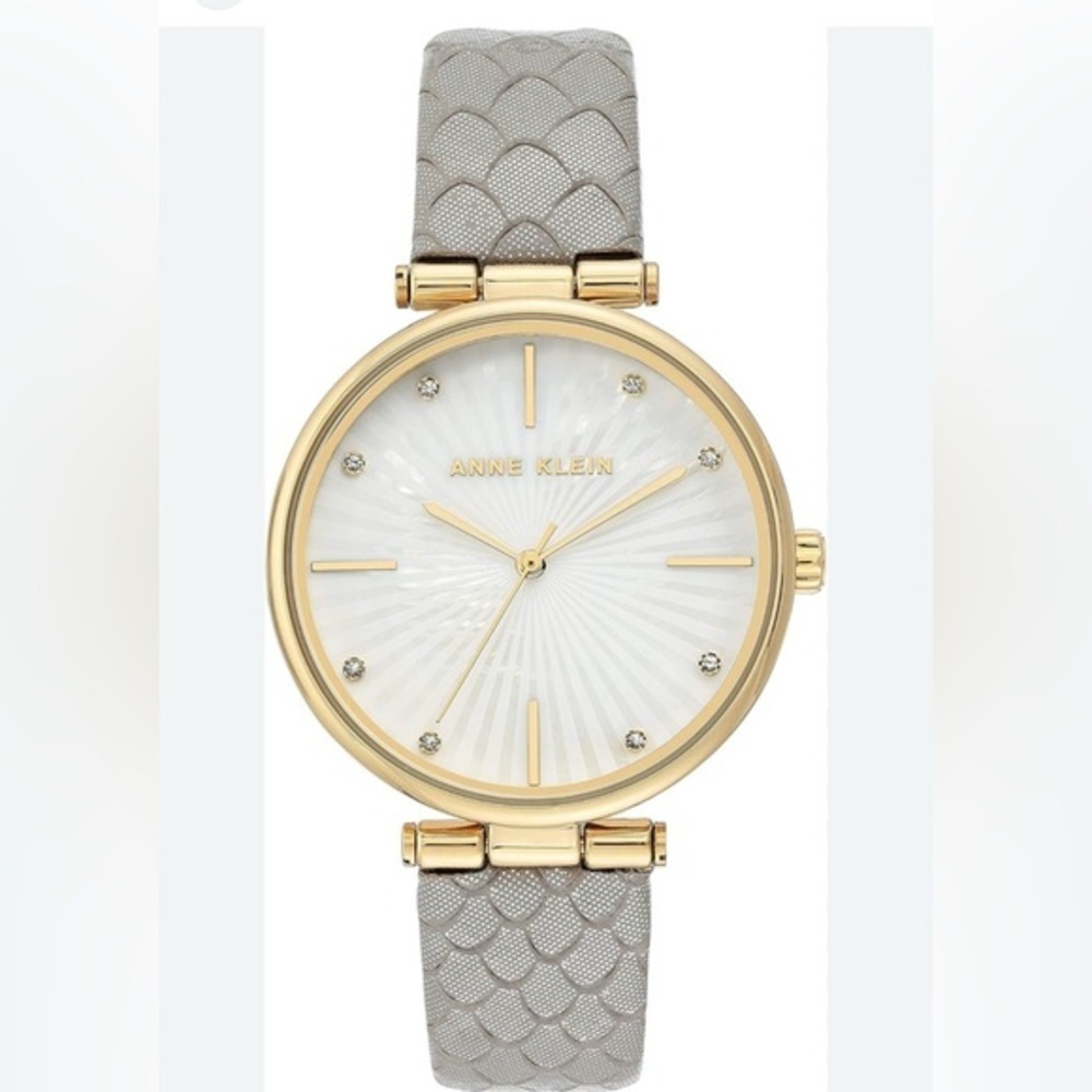 ANNE KLEIN AK GOLD‎ TONE CRYSTAL LIGHT GREY GENUINE LEATHER BRACELET WATCH